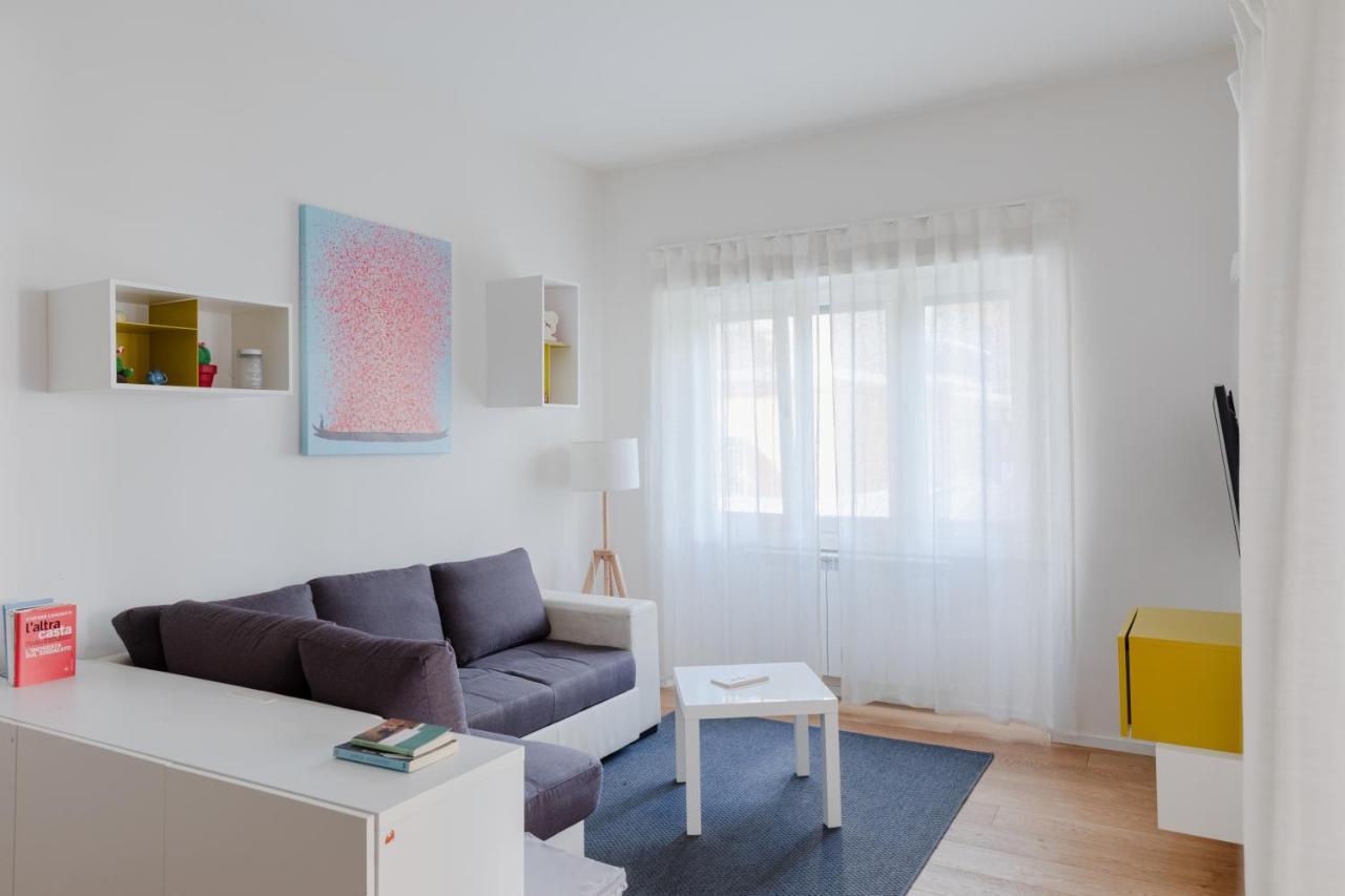 Stupendo Appartamento In Quartiere Residenziale روما المظهر الخارجي الصورة