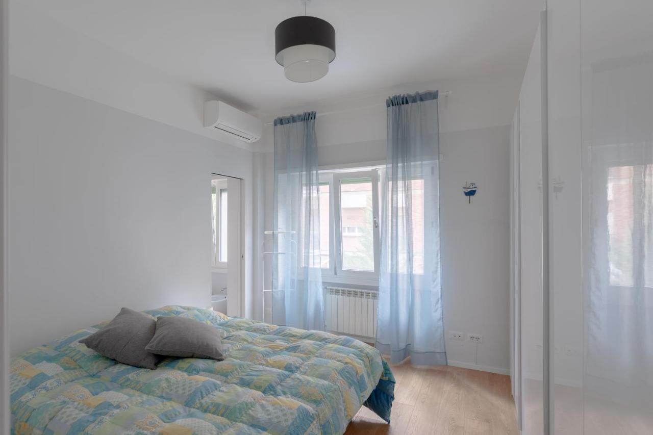 Stupendo Appartamento In Quartiere Residenziale روما المظهر الخارجي الصورة